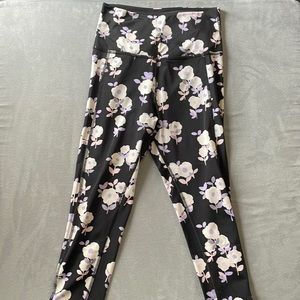 ✨ Kate spade x beyond yoga leggings